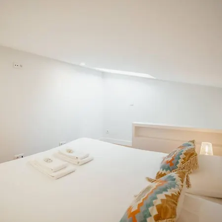 Lapa Cozy By Hosty Appartamento Oporto